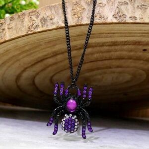 PURPLE & BLACK DIAMOND CRYSTAL SPIDER NECKLACE
